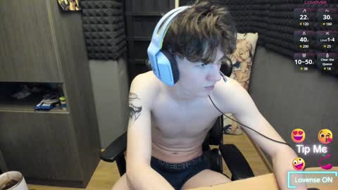 Snapshot of bambelbye chatting on January 2025 12:04:02 AM Gaz online show from January 2025 12:04:02 AM