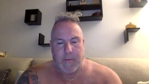 Snapshot of banana5289 chatting on May 2026 10:27:01 PM banana5289 online show from May 2026 10:27:01 PM
