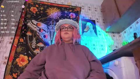 Ana  online show from March 2025 12:01:02 PM