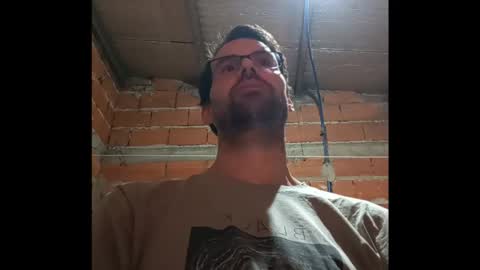 Ezequiel online show from December 2025 01:34:01 AM