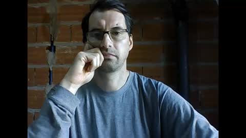 Ezequiel online show from January 2026 10:02:02 PM