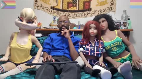 Bando Husbando online show from December 2025 02:06:02 AM