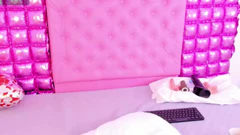 Barbie Hills online show from February 2025 07:44:01 PM