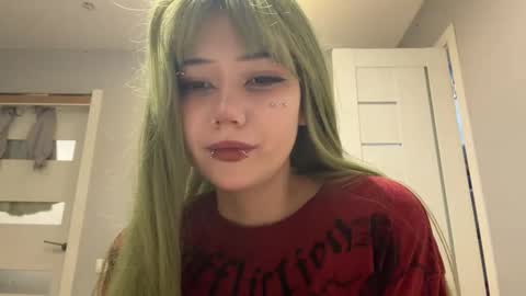 Snapshot of barbarajess chatting on March 2026 05:19:01 PM Riya and Rin online show from March 2026 05:19:01 PM