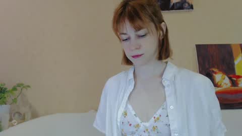 Snapshot of barbarian_girl chatting on May 2026 09:15:01 AM Amina online show from May 2026 09:15:01 AM