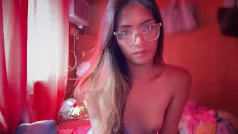 Snapshot of barbie_alawi chatting on December 2025 03:00:02 AM I am Barbie online show from December 2025 03:00:02 AM