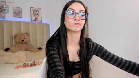 Barbara online show from October 2025 04:05:02 AM