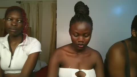 queen online show from September 2025 02:40:01 PM