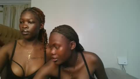 queen online show from March 2026 07:53:02 PM