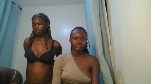 queen online show from March 2026 10:29:02 PM