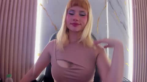 Snapshot of barbieambarx chatting on February 2026 05:39:02 PM Barbie online show from February 2026 05:39:02 PM