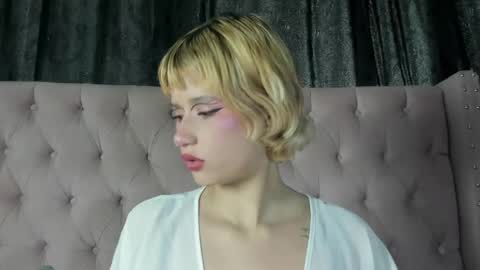 Snapshot of barbieambarx chatting on May 2026 06:49:02 PM Barbie online show from May 2026 06:49:02 PM