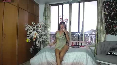 Barbiefoxx online show from December 2025 07:53:01 PM