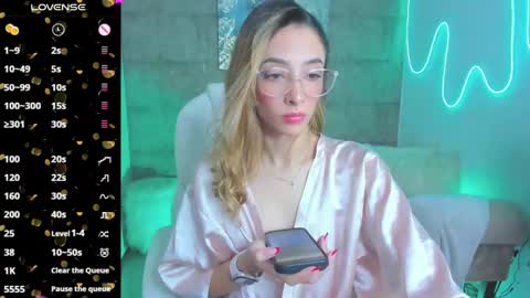 Barbie Scot online show from March 2025 08:55:01 PM