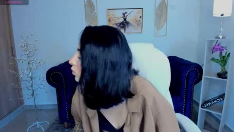 Barbie Scot online show from November 2025 08:09:01 PM