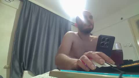 Snapshot of barcanka08 chatting on May 2026 01:29:02 PM Guitarist online show from May 2026 01:29:02 PM