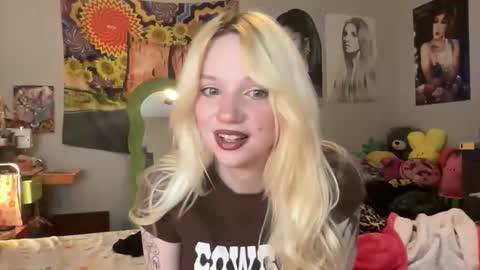 Snapshot of bardoteyed chatting on January 2026 08:01:02 PM Bardot Eyed online show from January 2026 08:01:02 PM