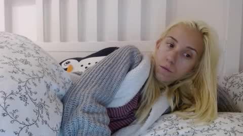 Lena online show from September 2025 09:31:01 AM