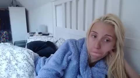 Lena online show from September 2025 08:58:01 AM