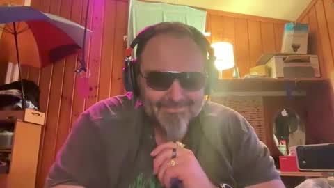 barewolf420 online show from December 2025 01:16:02 PM