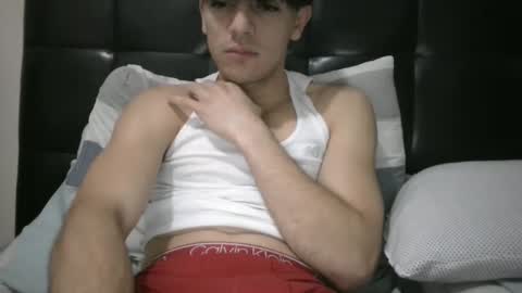 barraza6230 online show from January 2025 01:17:01 AM