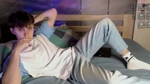 Barr online show from October 2025 02:33:01 AM