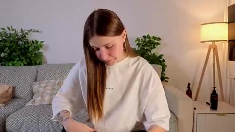 Elise online show from November 2025 01:09:02 AM