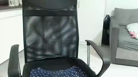 bart_1987 online show from January 2025 07:58:02 PM