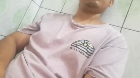 Snapshot of basic2001 chatting on November 2025 12:45:02 AM Marcos online show from November 2025 12:45:02 AM