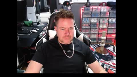 Snapshot of basketballjerseygang chatting on November 2025 03:16:02 AM Jordan online show from November 2025 03:16:02 AM