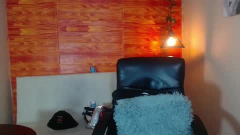 Bastian online show from March 2025 03:08:02 AM