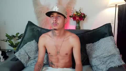 Bastian online show from February 2026 04:32:01 AM