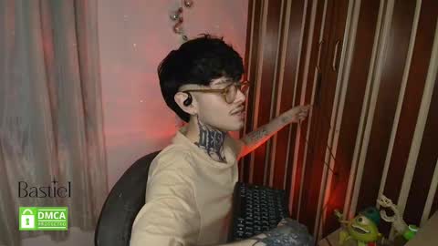 Bastiel online show from November 2025 02:22:01 AM