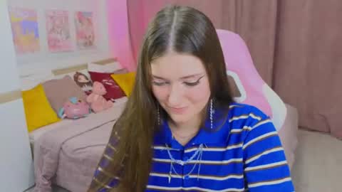 Snapshot of batty_sweetie chatting on July 2026 08:18:02 AM Jessica online show from July 2026 08:18:02 AM