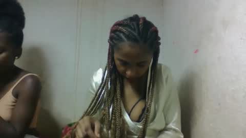 bavianona online show from October 2025 07:09:02 AM