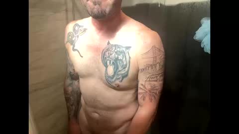 Bays big D online show from October 2025 09:14:02 PM