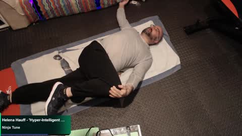 bazzz_8 online show from December 2024 07:30:02 PM