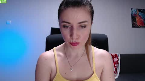 bb__bonami_ online show from April 2026 03:42:01 PM