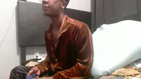 Racks online show from December 2024 12:11:02 AM