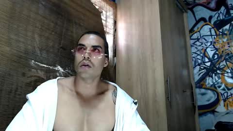 Justin online show from October 2025 05:41:02 PM