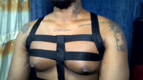 Snapshot of bbc_muscular chatting on March 2025 03:34:01 AM camilo online show from March 2025 03:34:01 AM