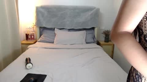 sweetsy online show from November 2025 10:37:02 AM