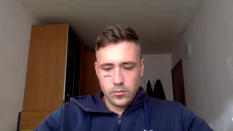 Snapshot of bbnamelezz chatting on October 2025 08:00:02 AM BB Namelezz online show from October 2025 08:00:02 AM