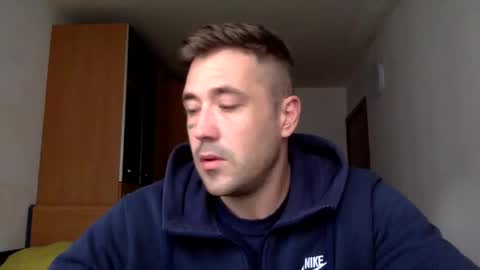 Snapshot of bbnamelezz chatting on November 2025 07:20:02 AM BB Namelezz online show from November 2025 07:20:02 AM