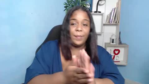 Charlote online show from January 2025 12:21:01 PM