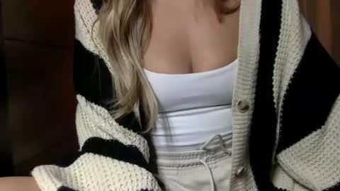 Brianne may online show from September 2025 04:06:01 AM