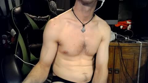 bchillin28 online show from April 2026 02:27:01 AM