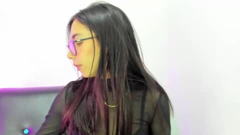 daniela villamizar online show from December 2024 02:55:01 PM