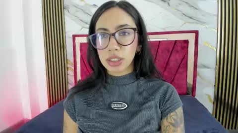 daniela villamizar online show from September 2025 02:21:01 PM