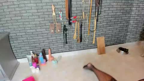 Meduza  online show from March 2026 04:38:02 AM